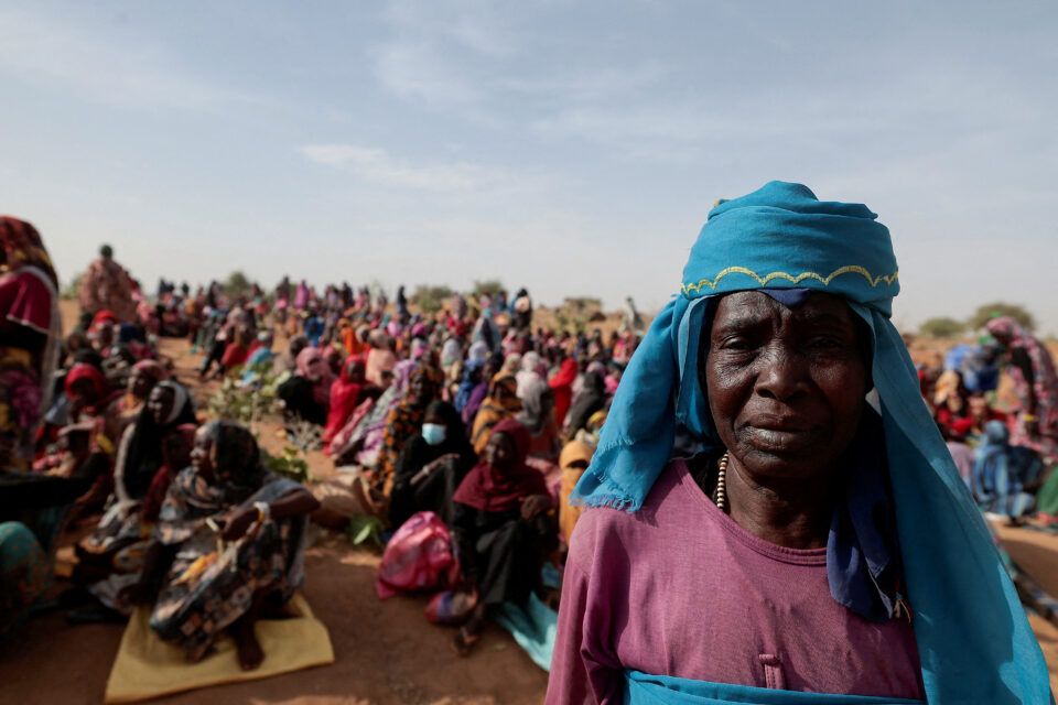 Almost 300m people at risk of death through starvation – report