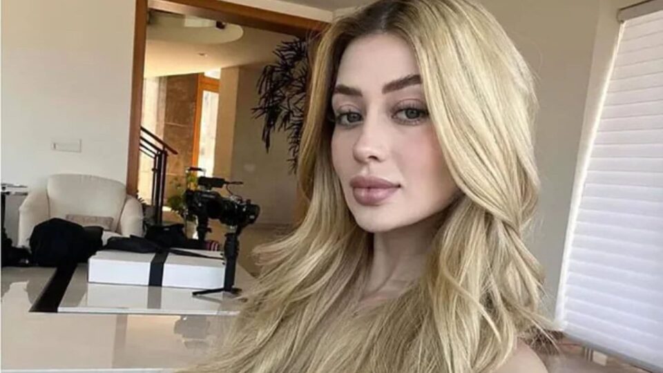 Mexican beauty influencer shot dead during TikTok live stream