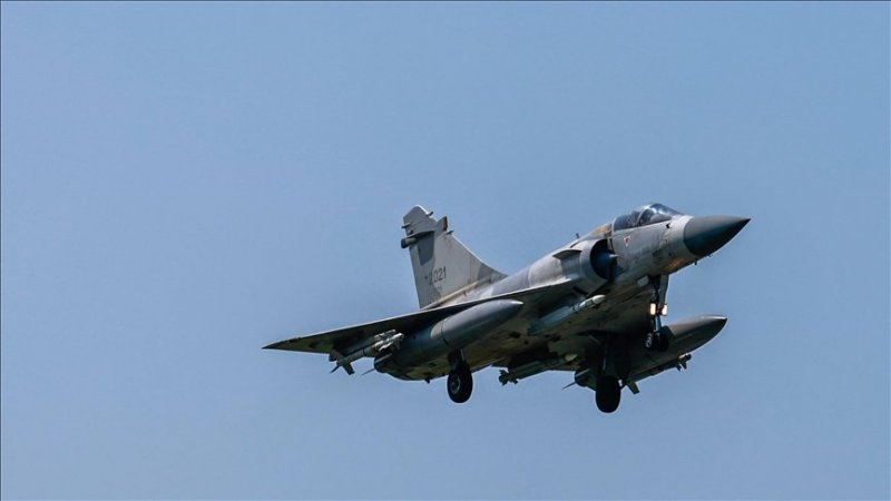 Chinese fighter jet in near miss with Japan military plane as Pacific tensions rise